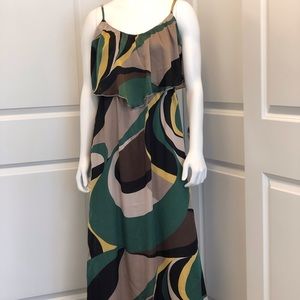 Maxi dress with adjustable straps